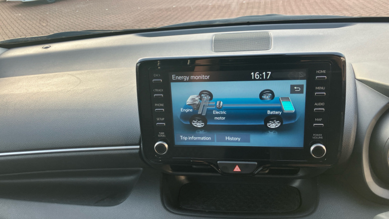 Toyota Yaris 1.5 Hybrid Design 5dr CVT Hybrid Hatchback